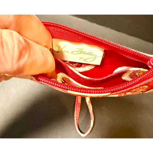 Vera Bradley Zip ID Lanyard in the retired "Rosy Posies" pattern excellent cond - Picture 6 of 6